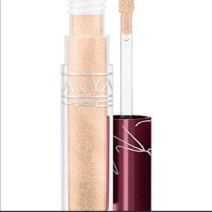 MAC Aaliyah Lipglass Brooklyn Born-LIMITED EDITION